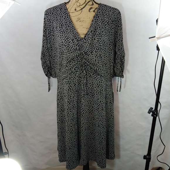 LC Lauren Conrad Dresses & Skirts - Lauren Conrad Dress Drawstring Fit & Flare Size XL